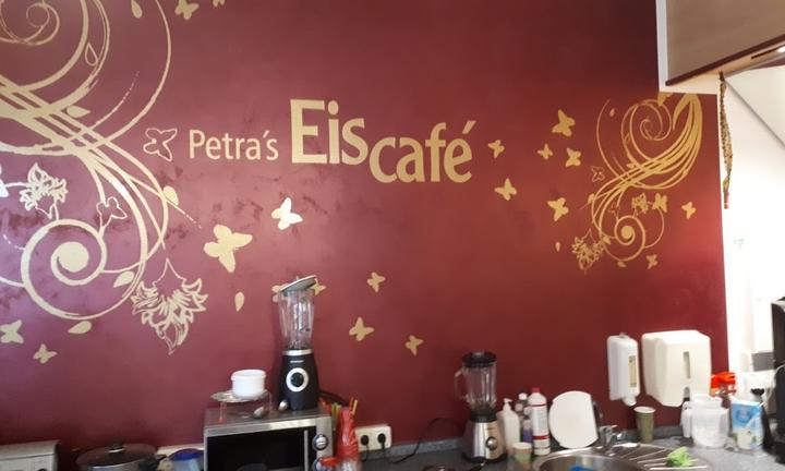 Petra's Eiscafe