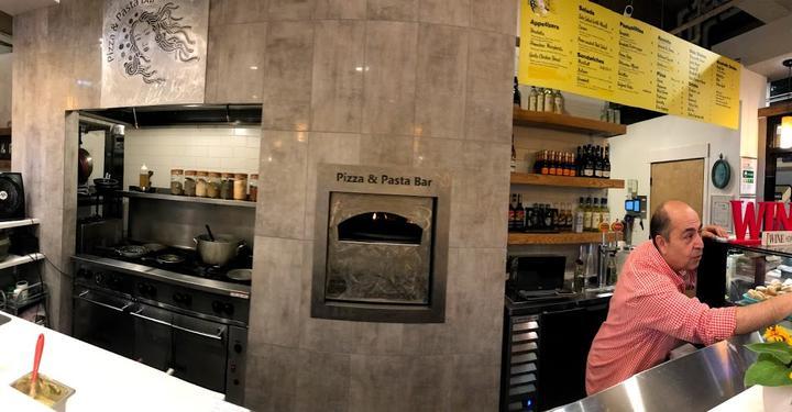 Panos Pizza and Pasta Bar