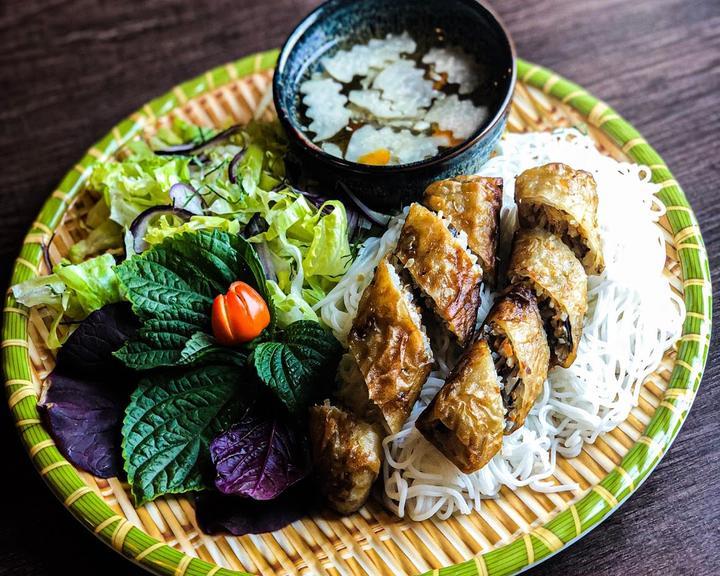 Vu Vietnamese Cuisine & Cafe